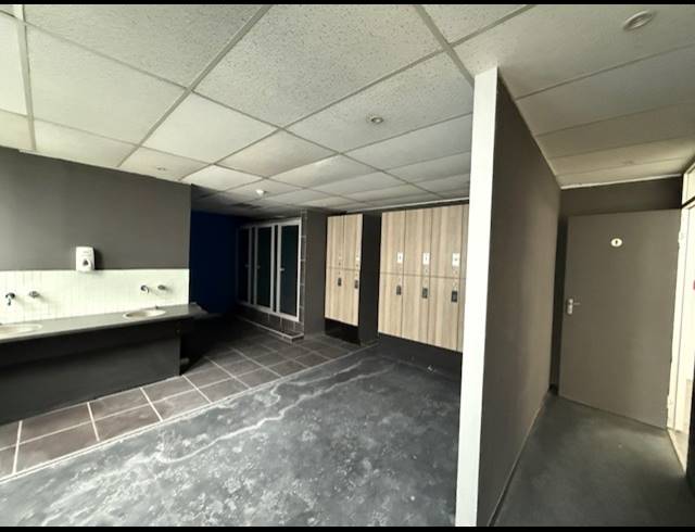 2,074M² OFFICE TO LET IN CAPE TOWN CITY CENTRE